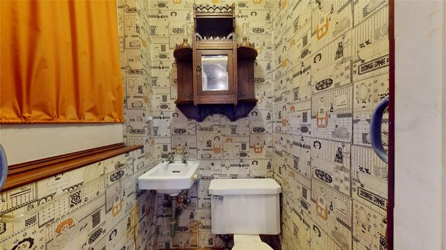 719 Woodland Street, Houston, TX 77009