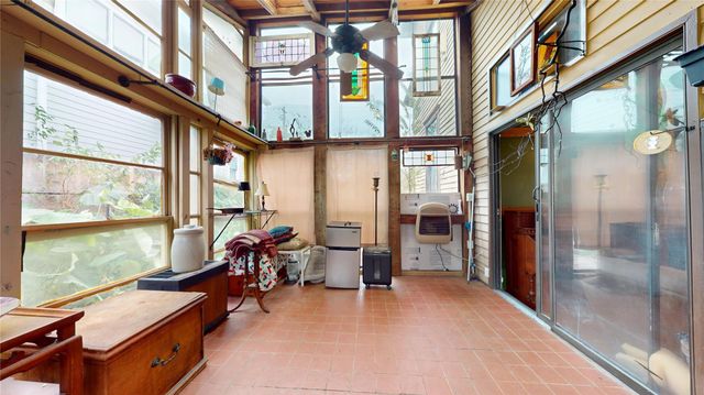 719 Woodland Street, Houston, TX 77009