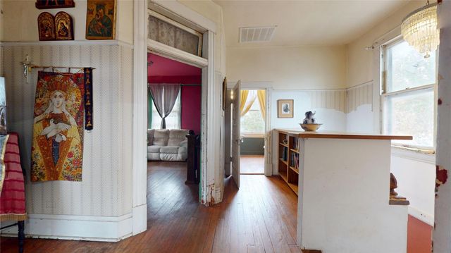 719 Woodland Street, Houston, TX 77009