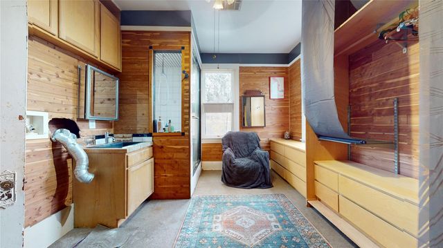 719 Woodland Street, Houston, TX 77009