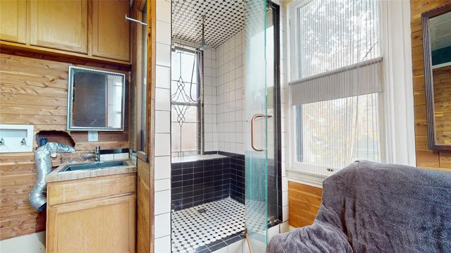 719 Woodland Street, Houston, TX 77009