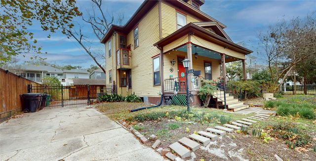 719 Woodland Street, Houston, TX 77009