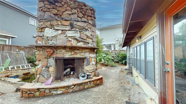 719 Woodland Street, Houston, TX 77009