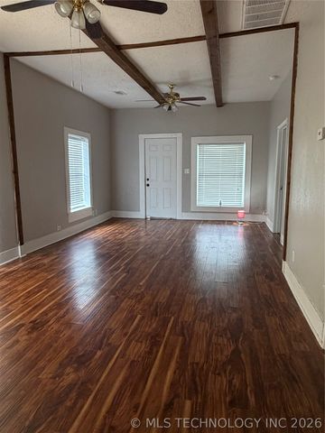 318 N Ash Avenue, Broken Arrow, OK 74012