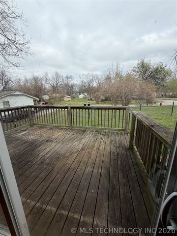 318 N Ash Avenue, Broken Arrow, OK 74012