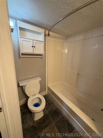 318 N Ash Avenue, Broken Arrow, OK 74012