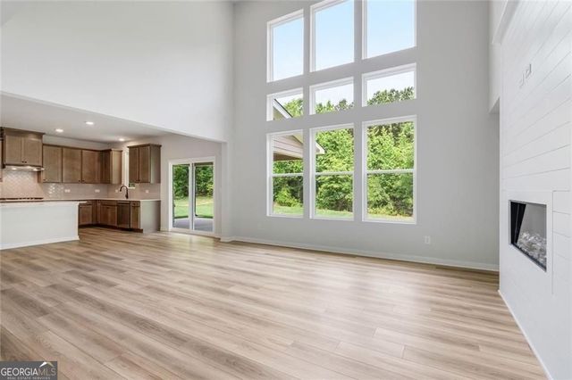 312 Sundown Trail, Mcdonough, GA 30252