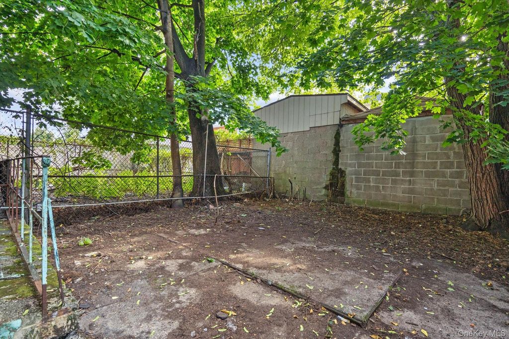 2048 E 53rd Place, Brooklyn, NY 11234 — photo 4