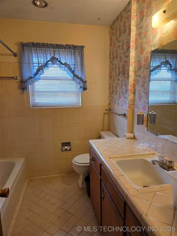 400 S Caney Street, Copan, OK 74022