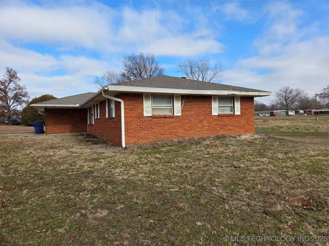 400 S Caney Street, Copan, OK 74022