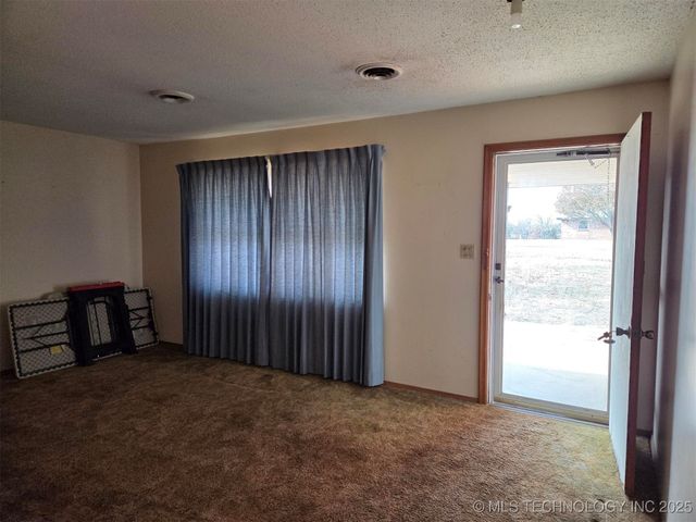 400 S Caney Street, Copan, OK 74022