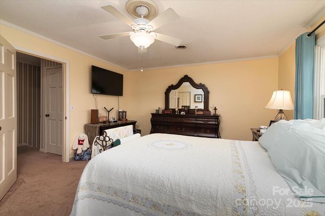 418 Woodcrest Lane, Albemarle, NC 28001