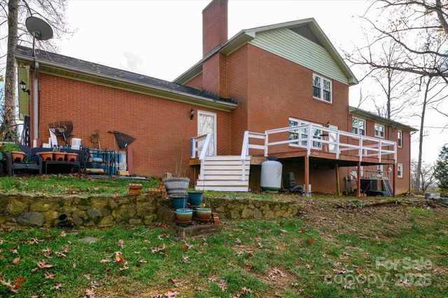 418 Woodcrest Lane, Albemarle, NC 28001