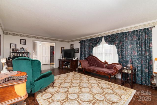 418 Woodcrest Lane, Albemarle, NC 28001