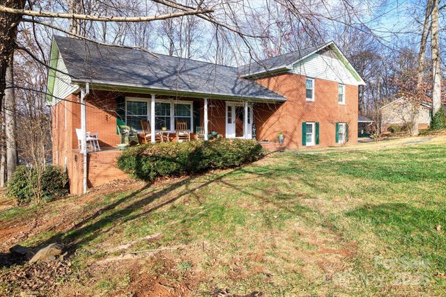 418 Woodcrest Lane, Albemarle, NC 28001