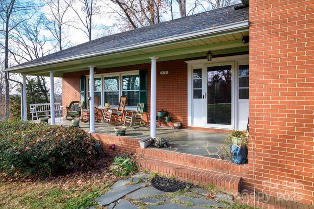 418 Woodcrest Lane, Albemarle, NC 28001