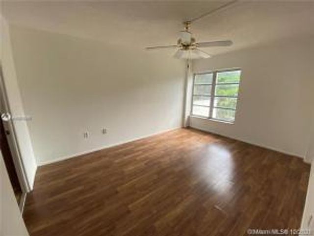 4166 Inverrary Drive 303, Lauderhill, FL 33319