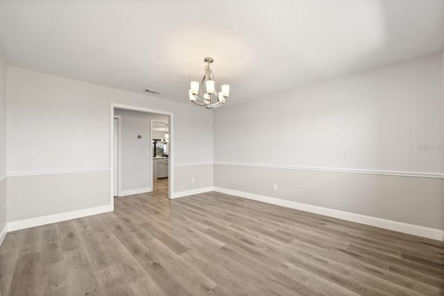 37153 COUNTY ROAD 452, Grand Island, FL 32735