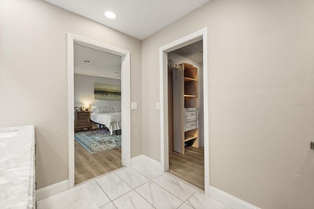 37153 COUNTY ROAD 452, Grand Island, FL 32735