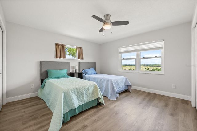 37153 COUNTY ROAD 452, Grand Island, FL 32735