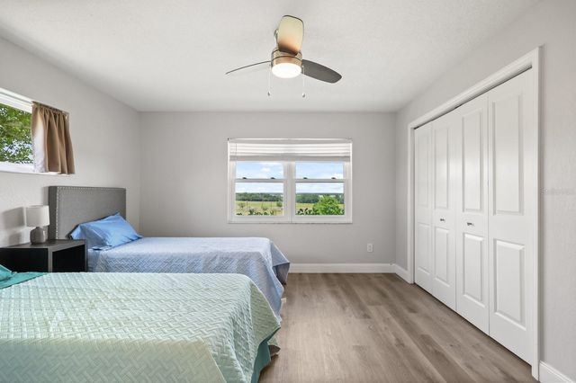 37153 COUNTY ROAD 452, Grand Island, FL 32735