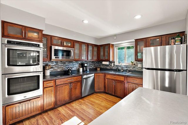 6023 Paramus, Independence Charter Township, MI 48346