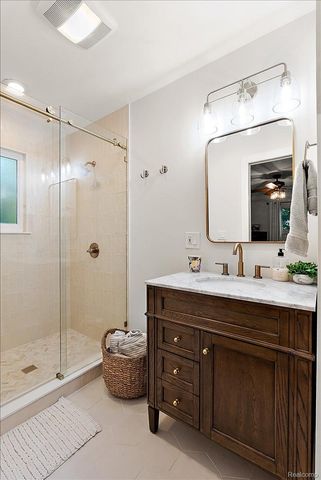 6023 Paramus, Independence Charter Township, MI 48346