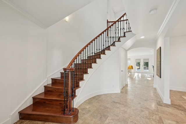 1302 Riverview Circle, Houston, TX 77077