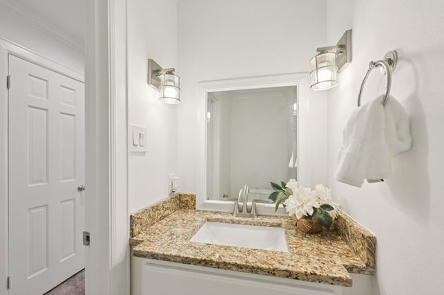 1302 Riverview Circle, Houston, TX 77077