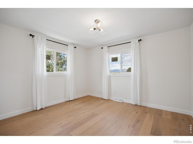 12 Baylor Drive, Longmont, CO 80503