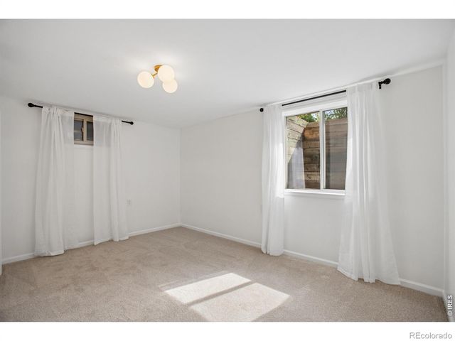 12 Baylor Drive, Longmont, CO 80503