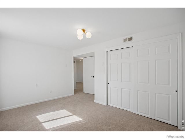 12 Baylor Drive, Longmont, CO 80503