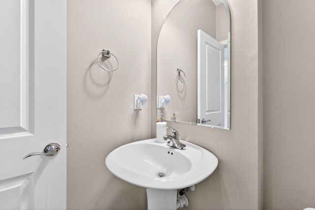 5478 Albany Terrace Way, 1405, Westerville, OH 43081