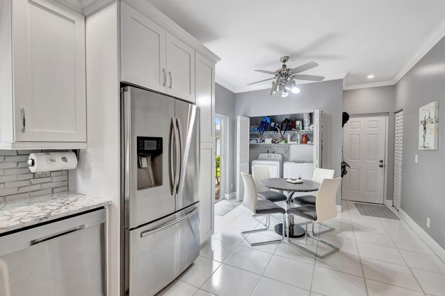 11666 Briarwood 2 Circle 2, Boynton Beach, FL 33437