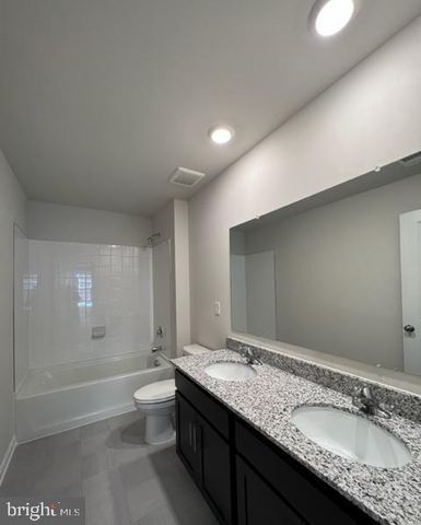 194 HAMSTEAD DR, Stephens City, VA 22655