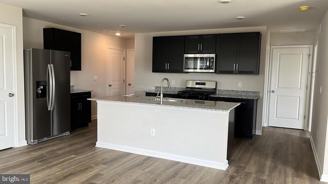 194 HAMSTEAD DR, Stephens City, VA 22655