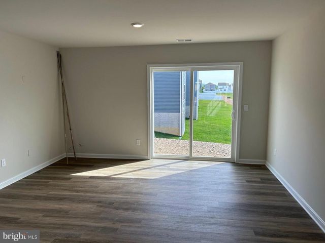 194 HAMSTEAD DR, Stephens City, VA 22655