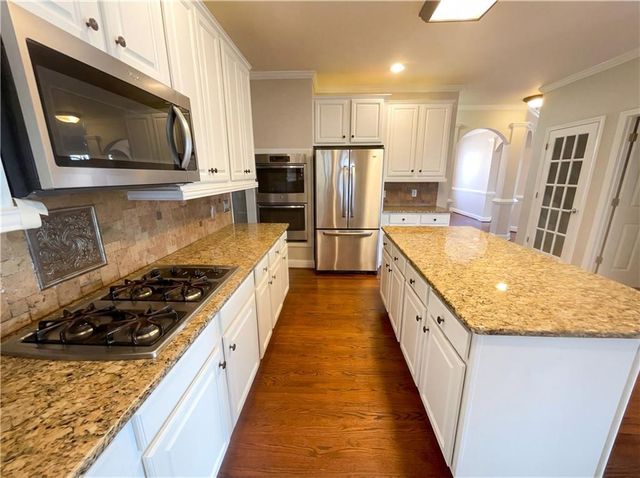 525 Waterside Court, Canton, GA 30114