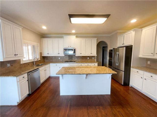 525 Waterside Court, Canton, GA 30114