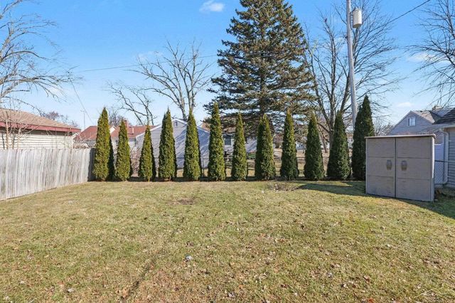 613 Pine Street, Essexville, MI 48732