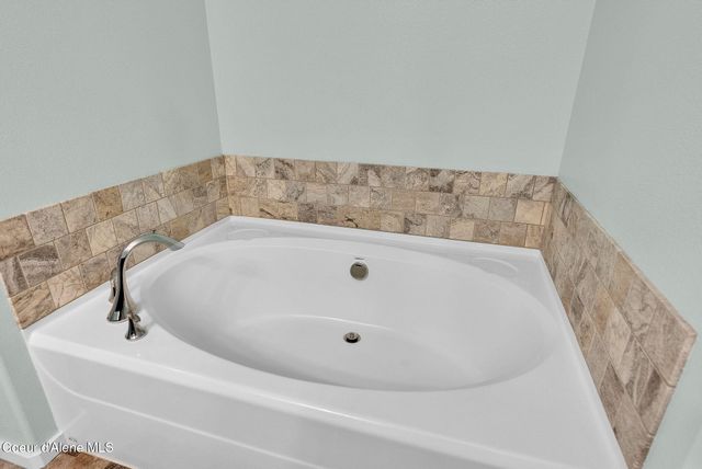 333 E Penrose AVE, Post Falls, ID 83854