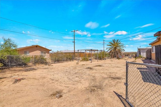 74076 Casita, 29 Palms, CA 92277