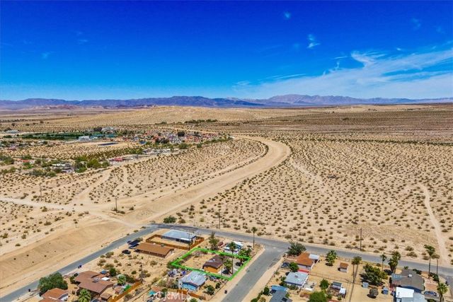 74076 Casita, 29 Palms, CA 92277