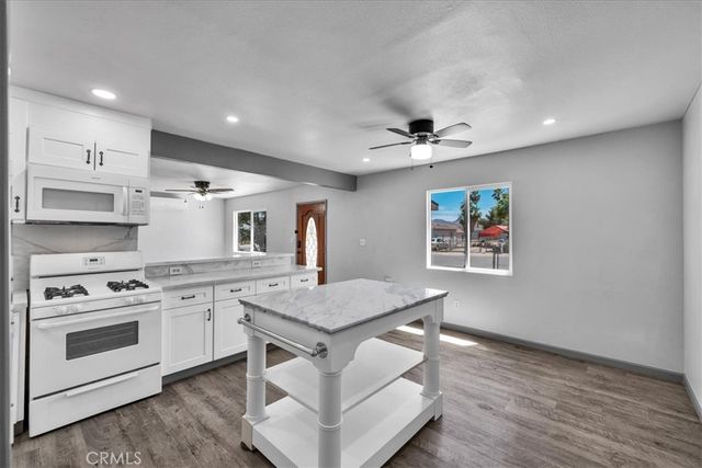 74076 Casita, 29 Palms, CA 92277