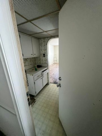 1821 NE 62nd Street 424, Fort Lauderdale, FL 33308