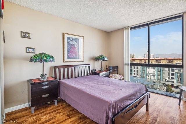 3930 University Center Drive 809, Las Vegas, NV 89119