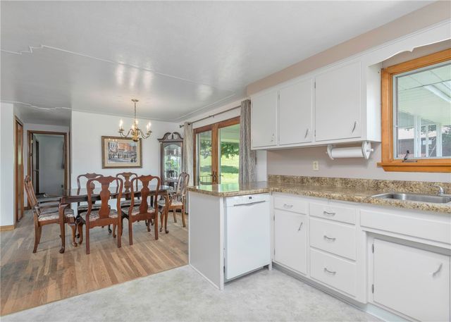 90 Veltri Dr, Canton Twp, PA 15301