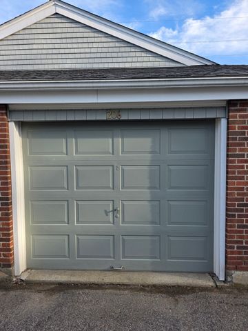 206 Greenbrook Dr 206, Stoughton, MA 02072