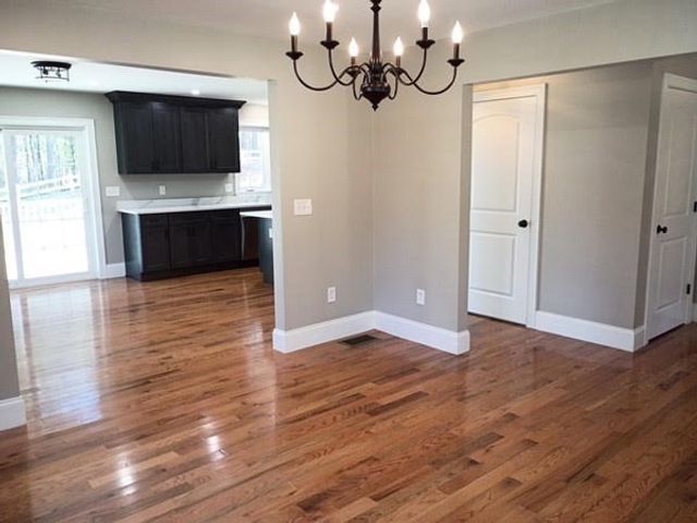 32 Kingsbury Rd, Spencer, MA 01562