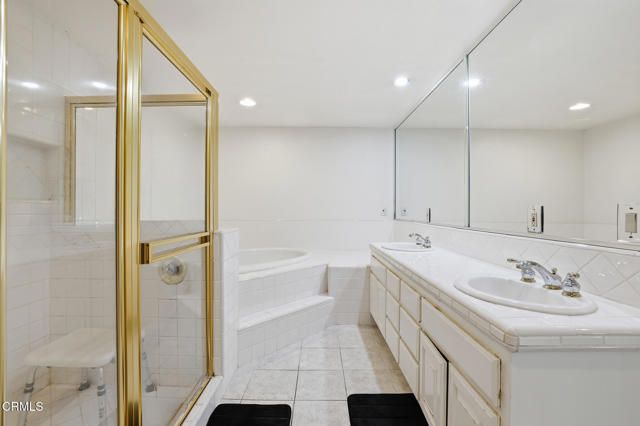 2266 Adrian Street, Newbury Park (thousand Oaks), CA 91320